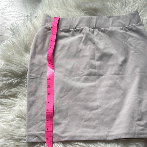 Babaton Contour Mini Pencil Skirt Munro Mauve size Small - Picture 4 of 4